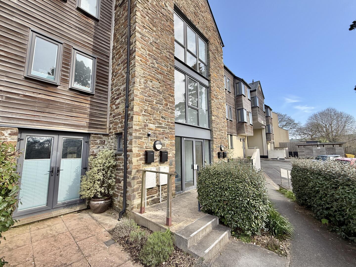 2 bed property in Boscawen Woods, Truro